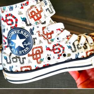 3 pairs of converse sz. 13 kids